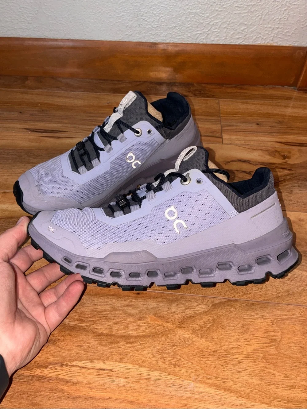 On Cloud Women’s Cloudultra Trail Running Shoes, purple- size 7